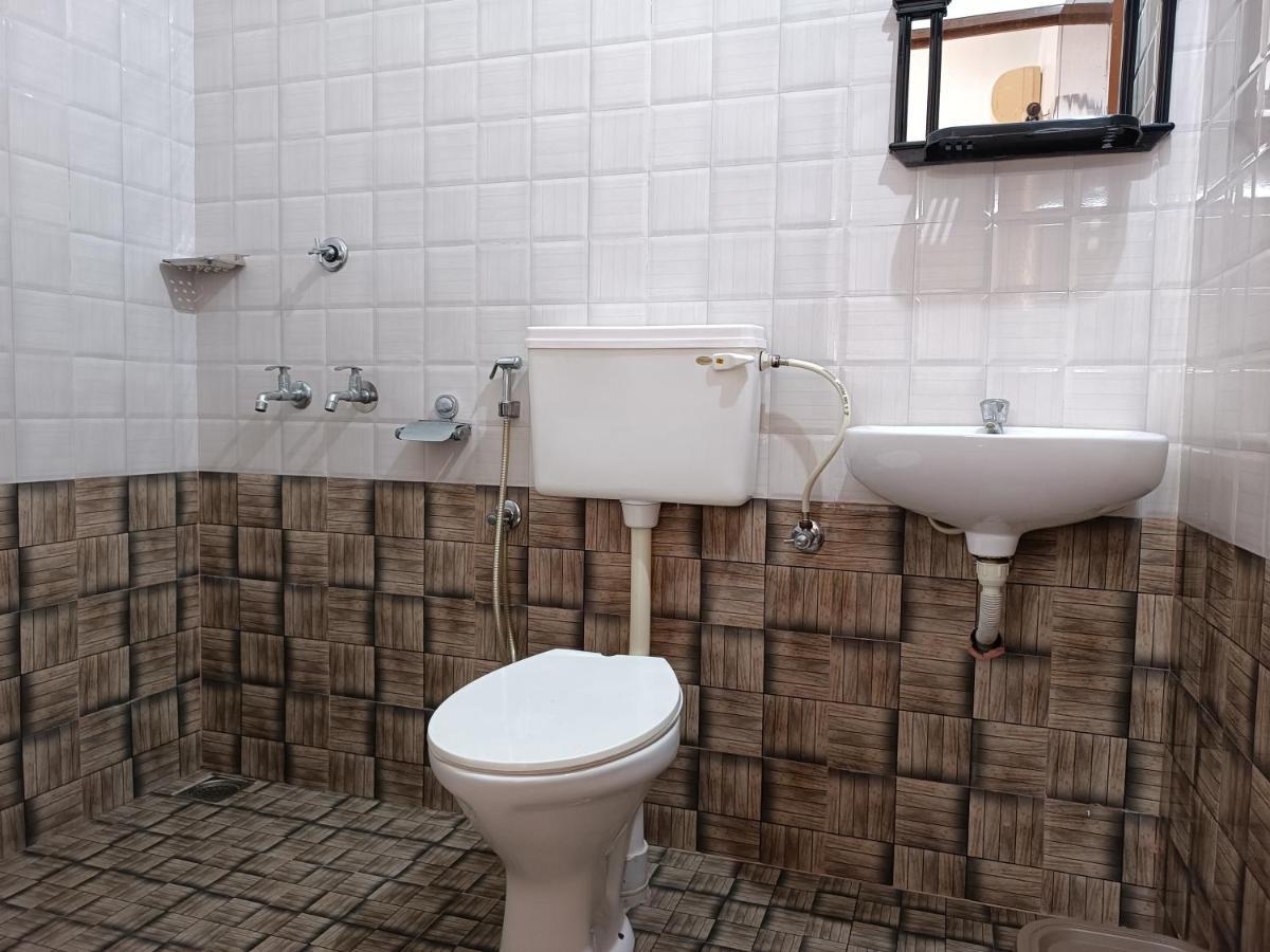 Prakriti Homestay Fortkochi Air Conditioned Rooms Exteriör bild